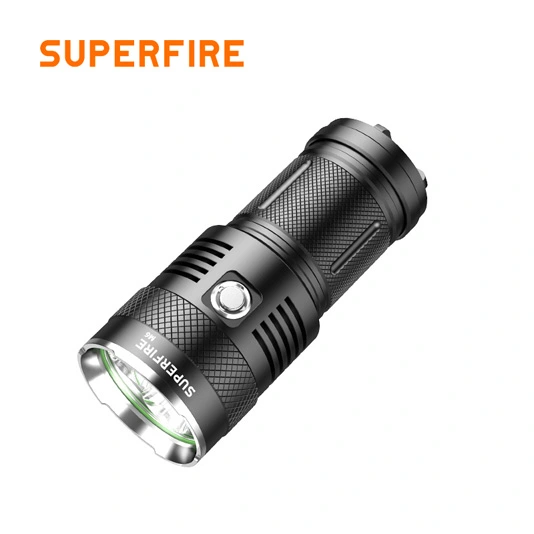 SUPERFIRE M6 3000Lm yüksek güçlü el feneri