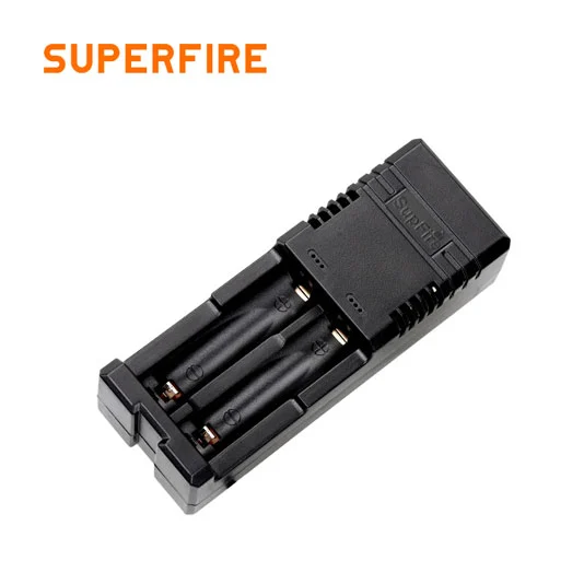 Pil için SUPERFIRE AC28 USB şarj cihazı