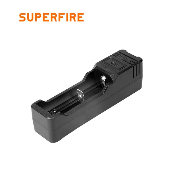 SUPERFIRE AC16 güvenli ve güvenli USB şarj cihazı